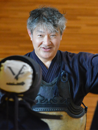 市場丈司〈錬士・六段〉